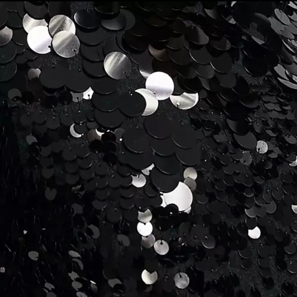 & Other Stories dazzling sequin sweater in black 🤩 - Picture 6 of 8